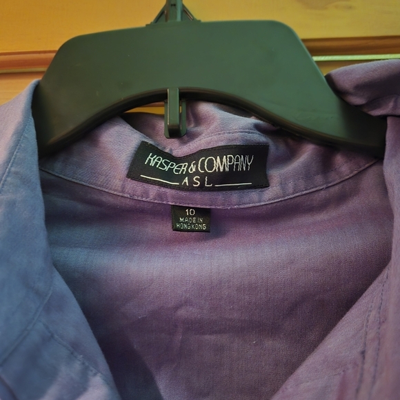 Kasper Purple Fitted Button Down Shirt with Notched Collar - Picture 5 of 5